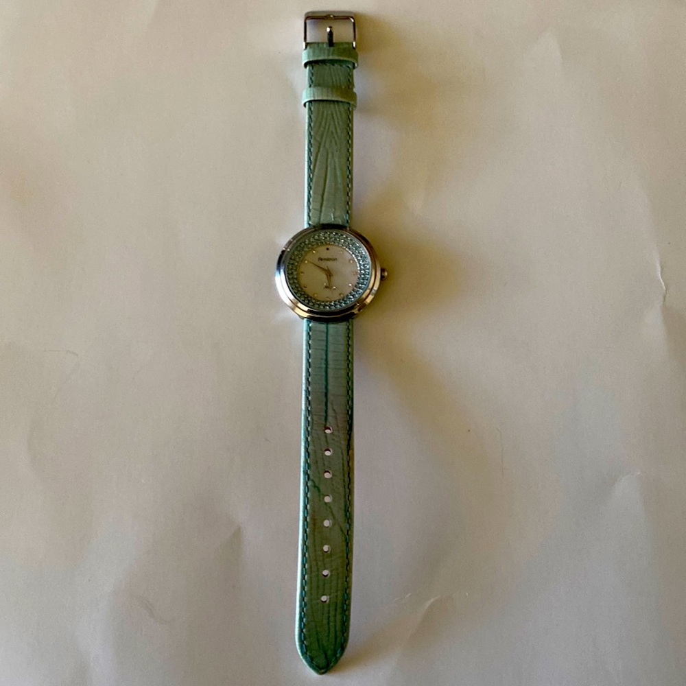 ARMITRON GENUINE CRYSTAL WATCH | WA01